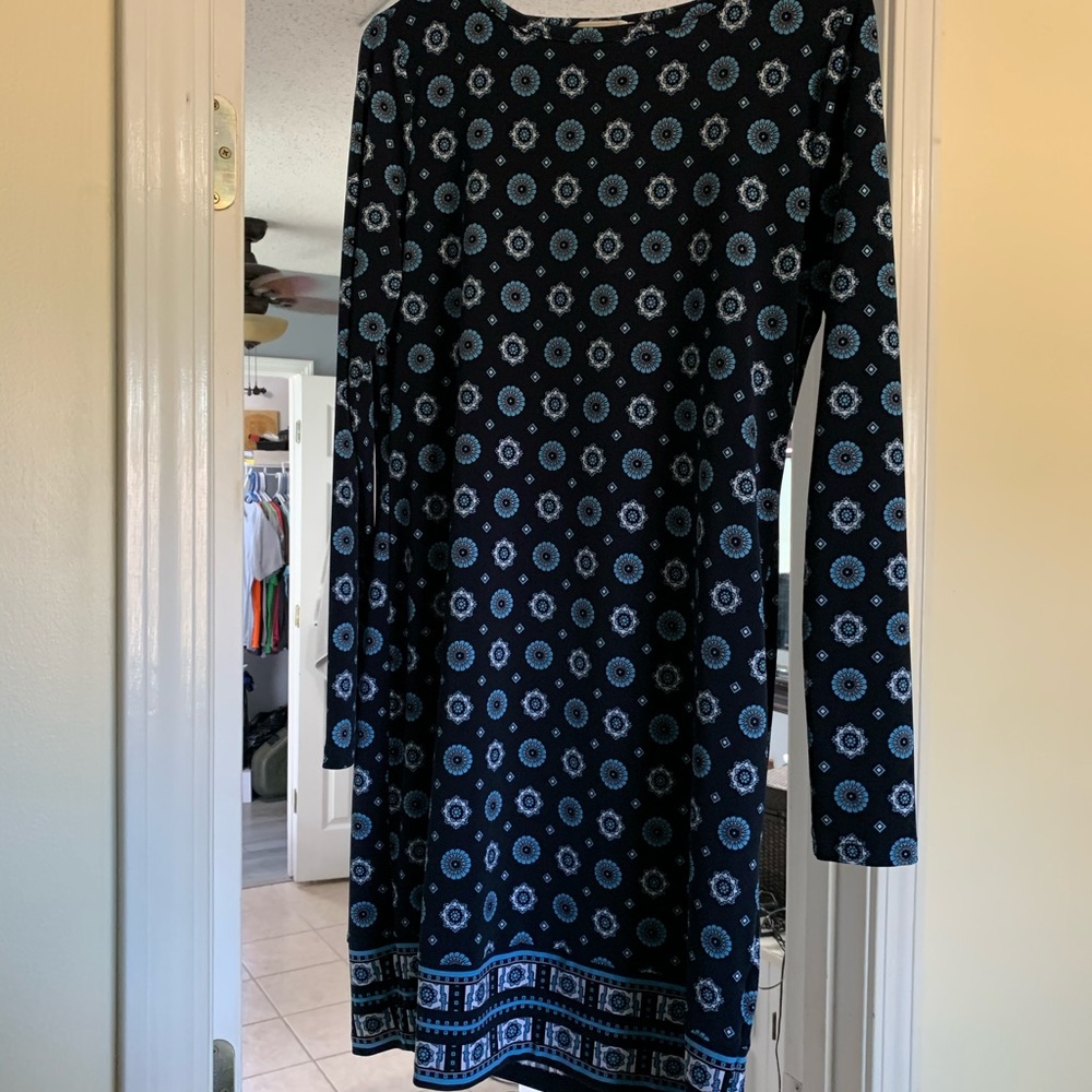 Women’s dress